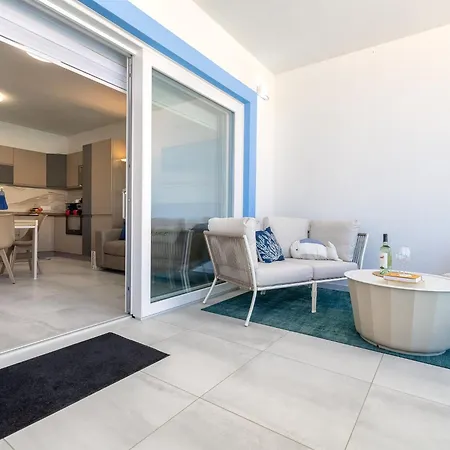 Chiara By Interhome Daire
